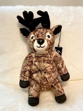 Dolls Kill x Realtree Camo Deer Backpack NWT